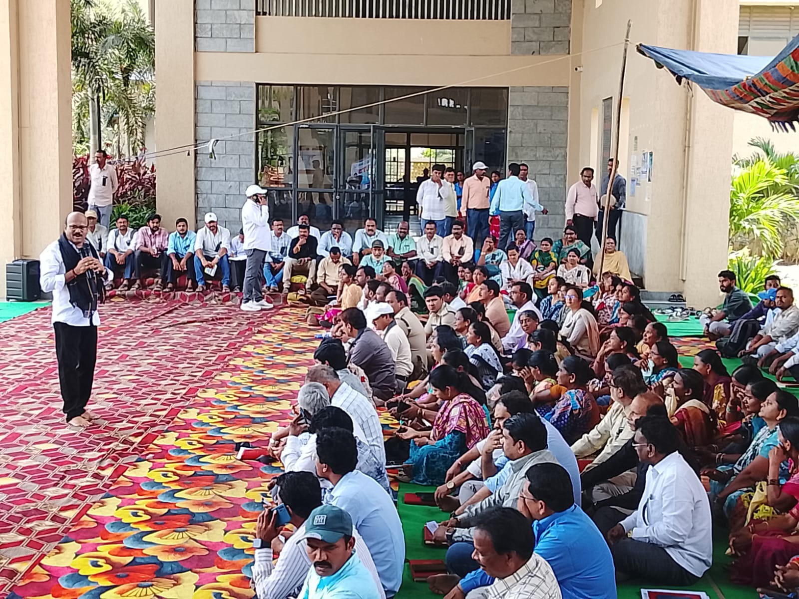 ‘ఎంప్లాయీస్ హెల్త్ స్కీమ్ వెంటనే మంజూరు చేయాలి’