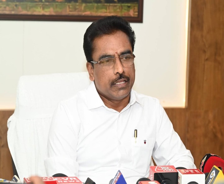 సాధారణ బదిలీల్లో భాగంగానే నా బదిలీ: కమిషనర్