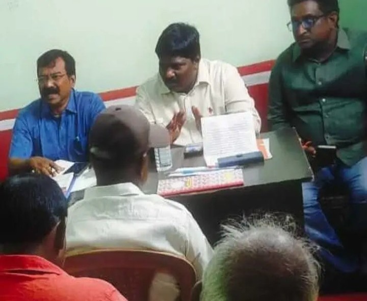 రైతులు దళారీలను ఆశ్రయించొద్దు: తహసీల్దార్