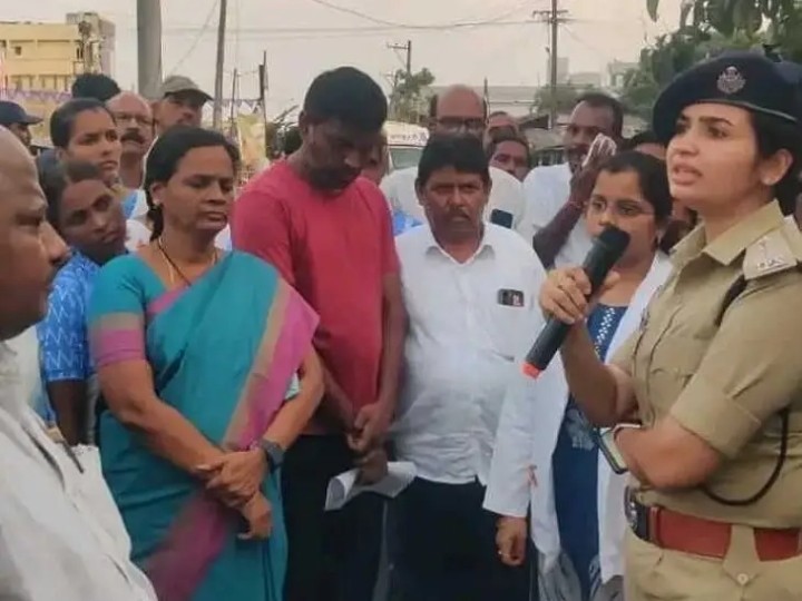 ఆపదలో ఉన్నా వారిని ఆదుకోవాలి: ACP