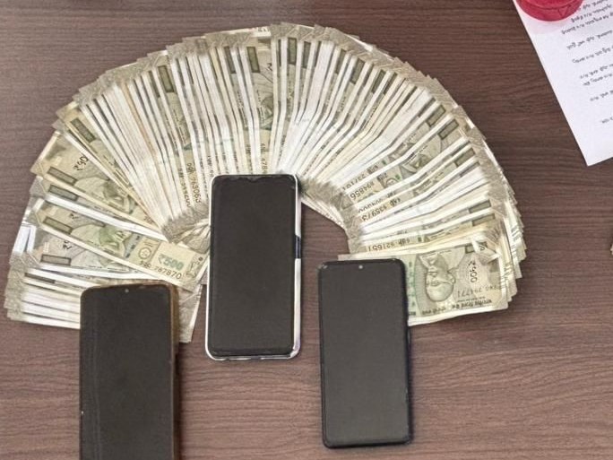 ఖిలా వరంగల్‌లో క్రికెట్ బెట్టింగ్ ముఠా అరెస్ట్