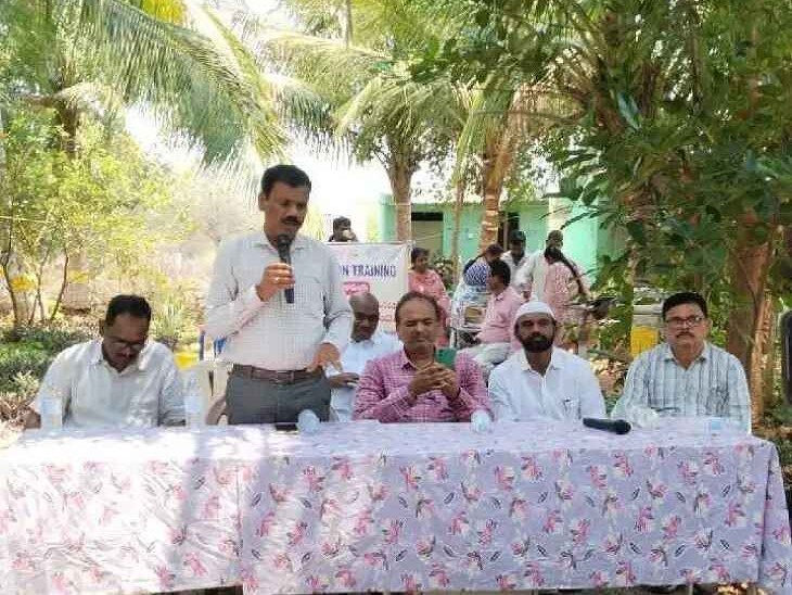 ‘చెత్త సేకరణలో నిర్లక్ష్యం వహిస్తే చర్యలు తప్పవు’