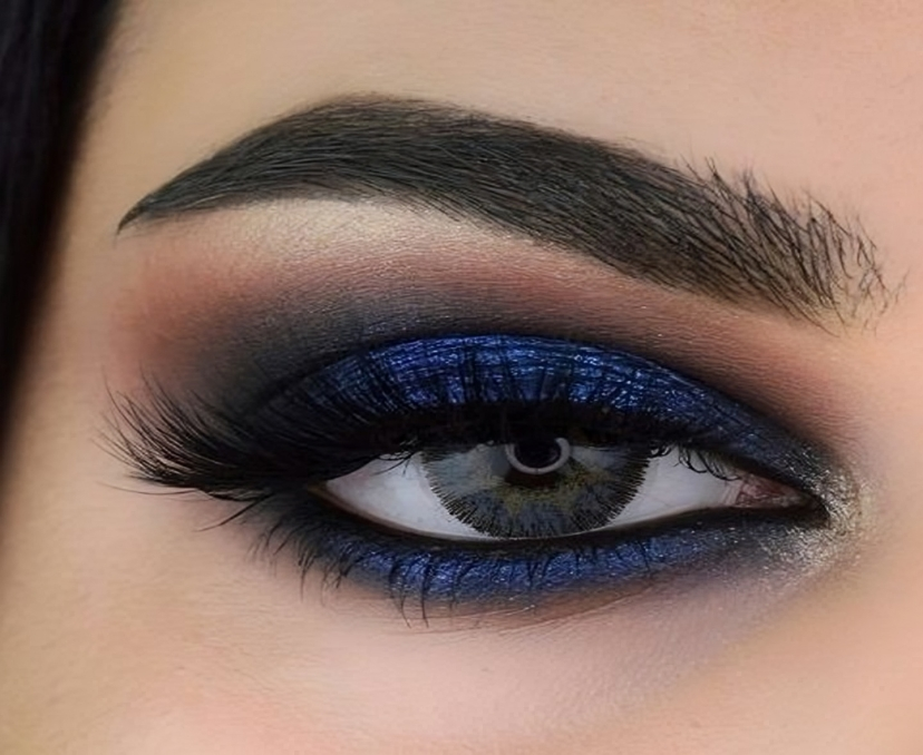 రోజూ ఐ మేకప్ వాడుతున్నారా? జాగ్రత్త!