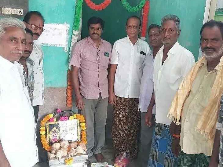 కోరిపల్లిలో ధాన్యం కొనుగోలు కేంద్రం ప్రారంభం