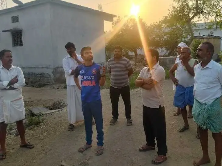 జగదాంబ తండాలో విద్యుత్ సమస్యల పరిశీలన