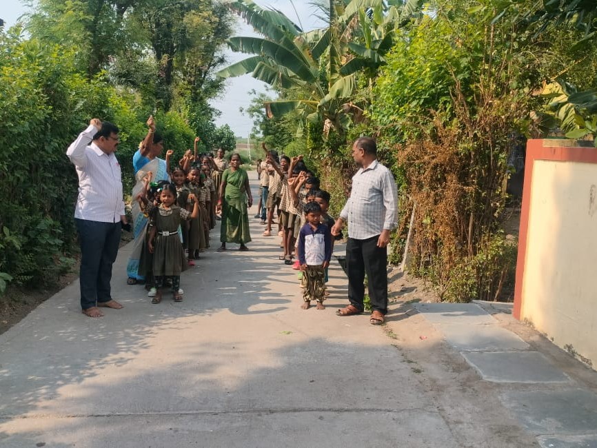 నాణ్యమైన విద్య ప్రభుత్వ పాఠశాలలోనే: HM