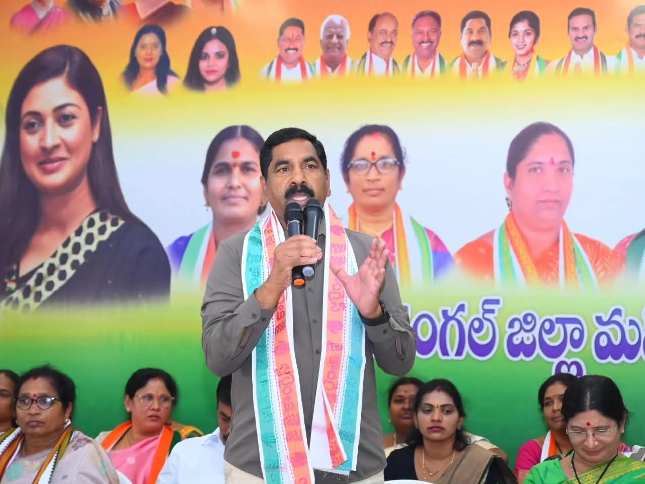 మహిళలకు గౌరవప్రదమైన స్థానం కల్పించిన పార్టీ కాంగ్రెస్: MLA