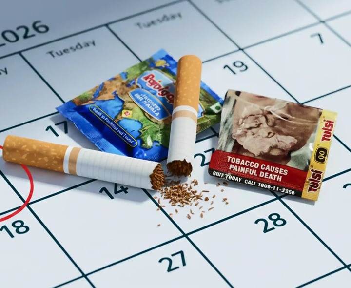 పాన్ షాపుల్లో ఈ-సిగరెట్లు స్వాధీనం