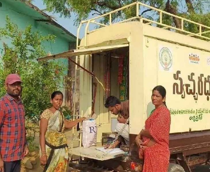 ‘స్వచ్ఛ రథాన్ని ప్రజలు సద్వినియోగం చేసుకోవాలి’