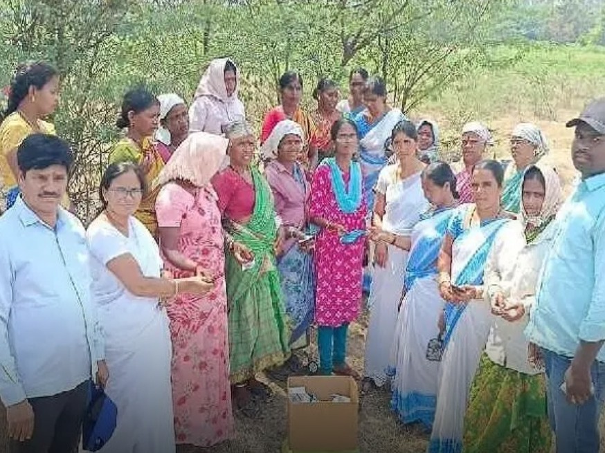 వడదెబ్బపై ఉపాధి కూలీలకు అవగాహన