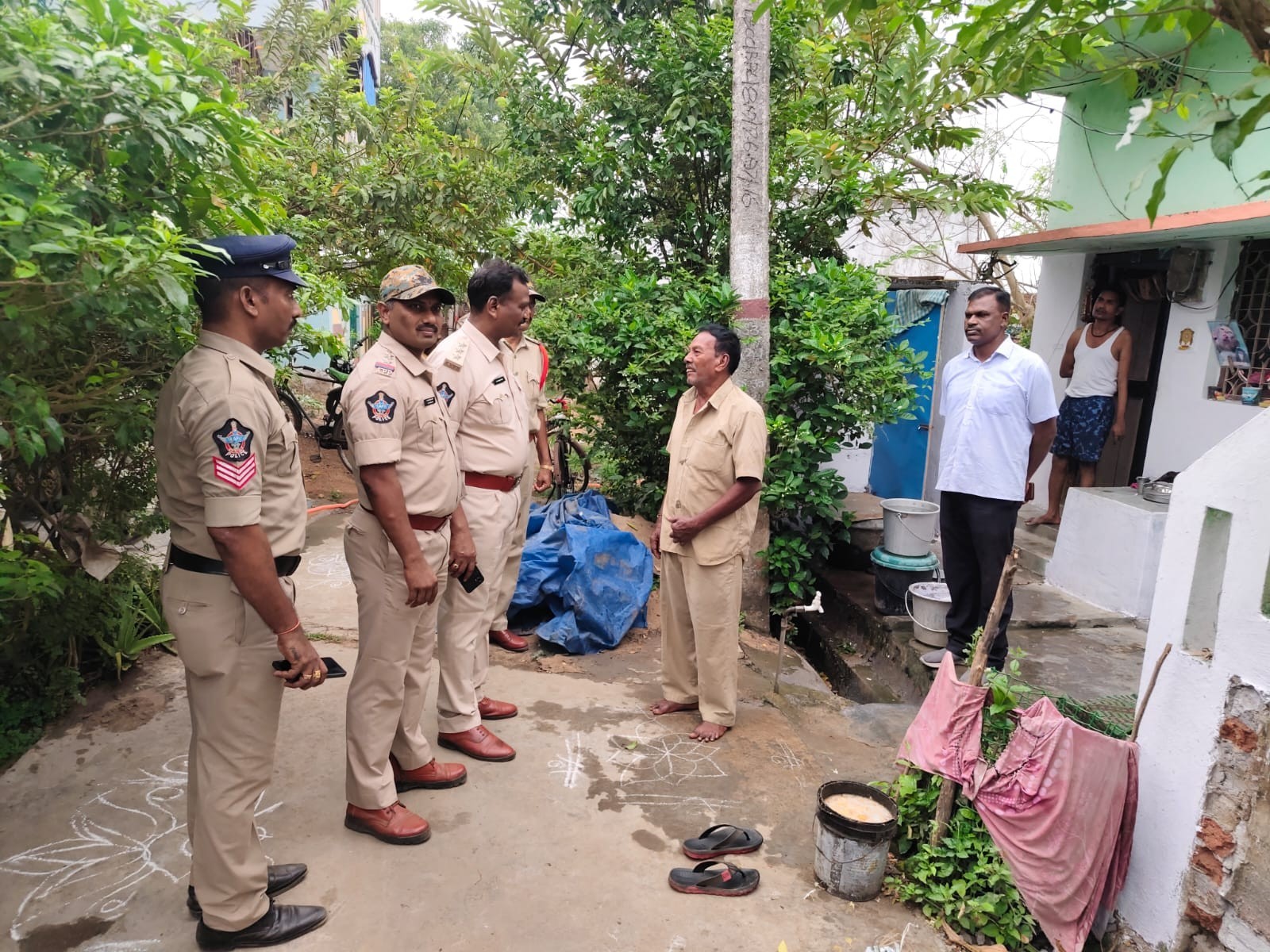 బొబ్బిలి సబ్ డివిజన్ పరిధిలో కార్డెన్ సెర్చ్