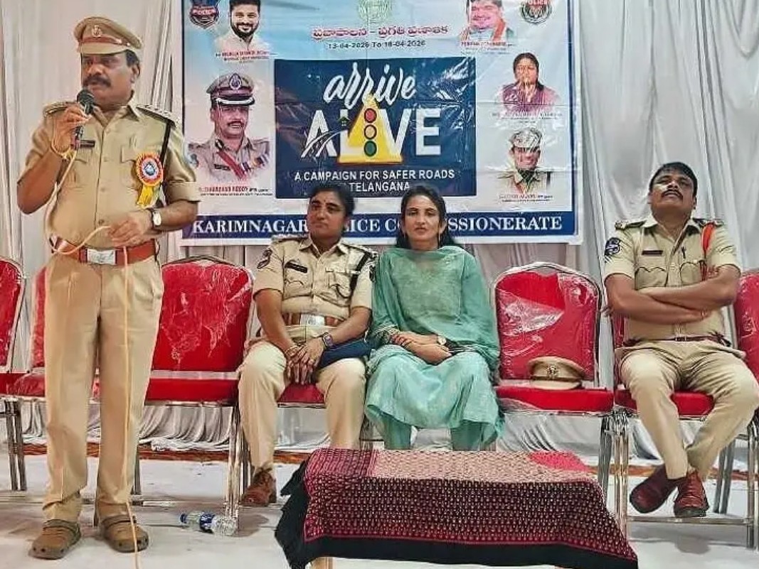 అరైవ్ అలైవ్ రోడ్డు భద్రత అవగాహన కార్యక్రమం