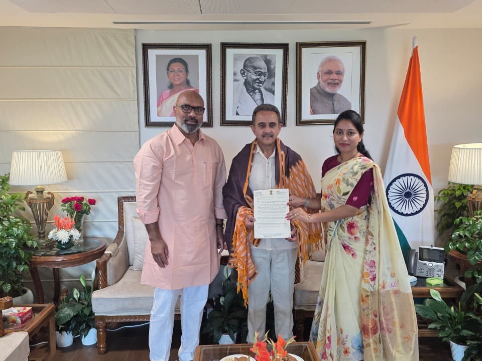 జిల్లాకు చేరువలో పాస్‌పోర్ట్ సేవలు