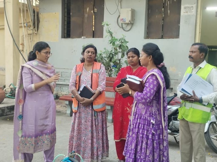 ఎంటమాలజీ విభాగ సిబ్బందితో ZC సమీక్ష