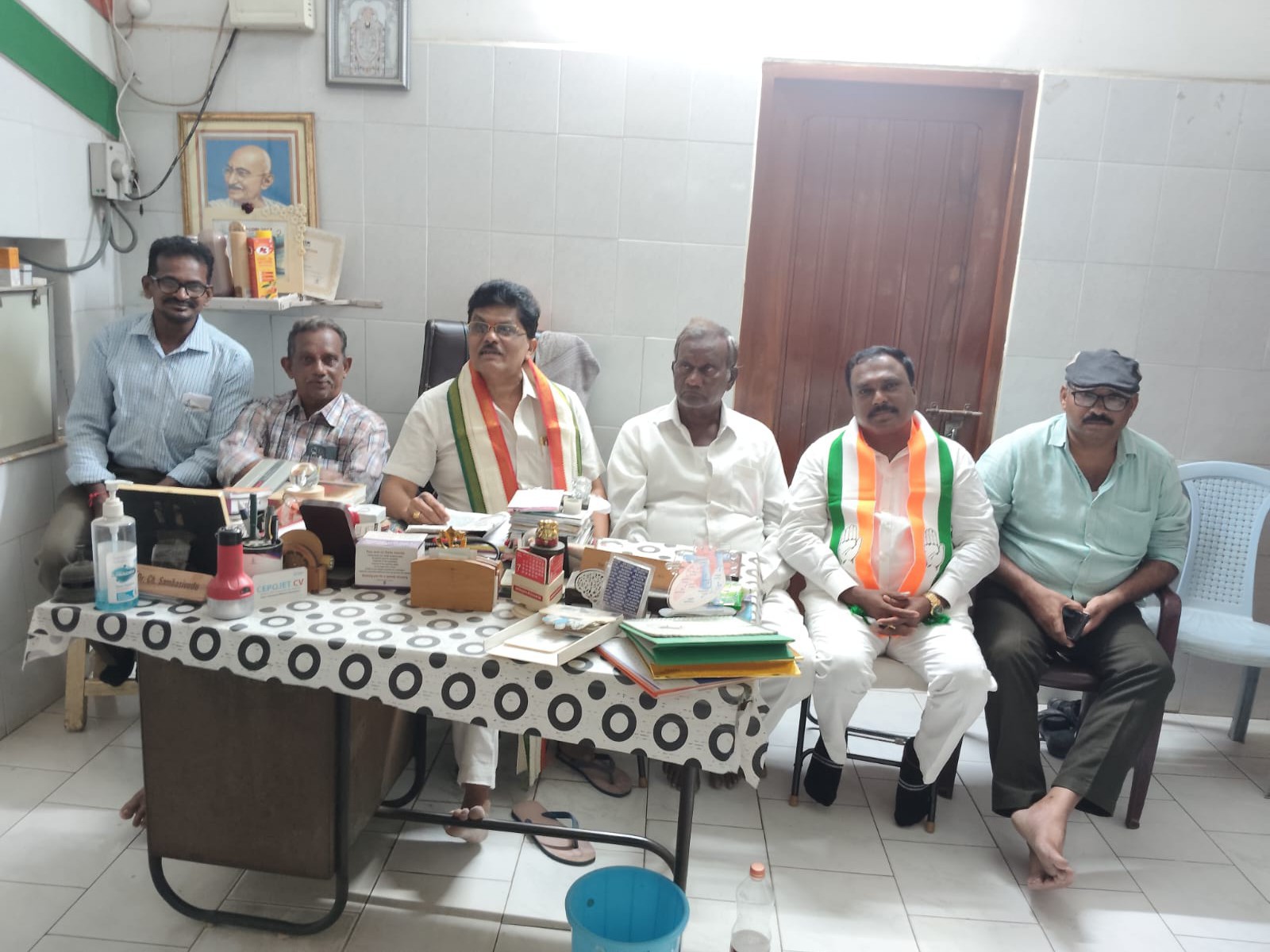 బిజెపివి ఏకపక్ష నిర్ణయాలు: డాక్టర్ చందు సాంబశివుడు