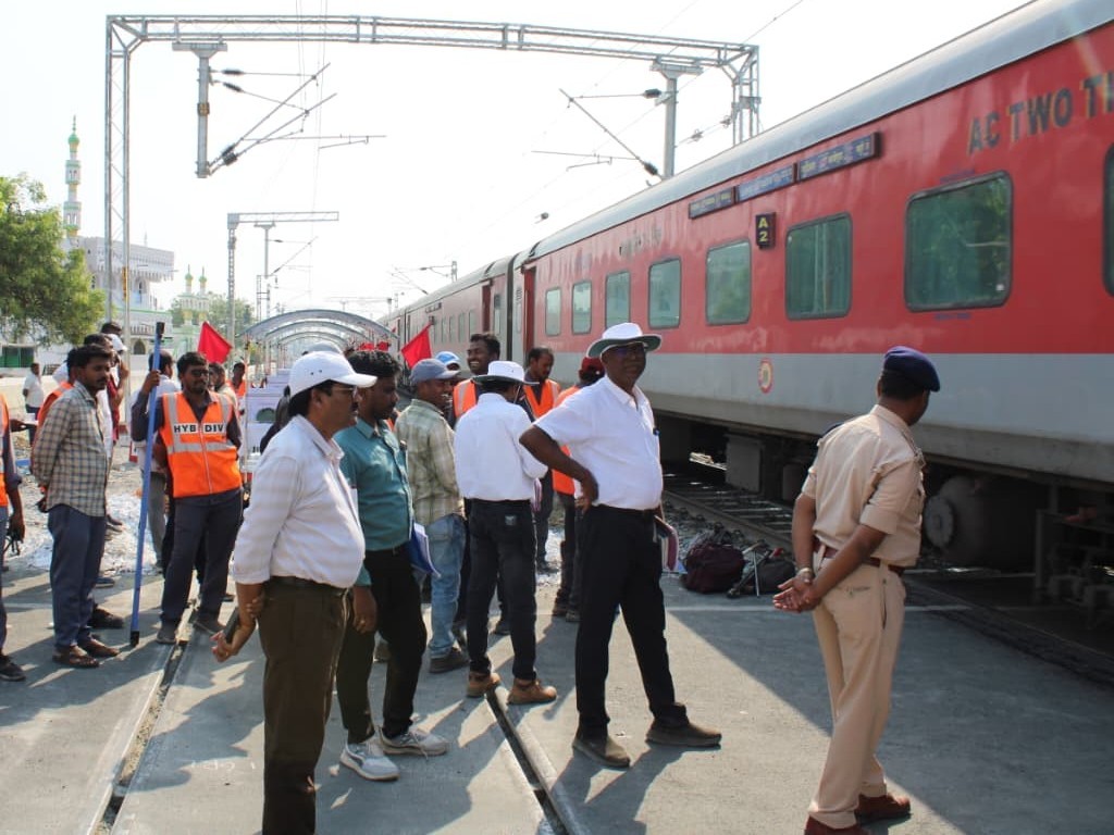 ఆ స్టేషన్ల మధ్య రైల్వే డబ్లింగ్ పనులు పూర్తి