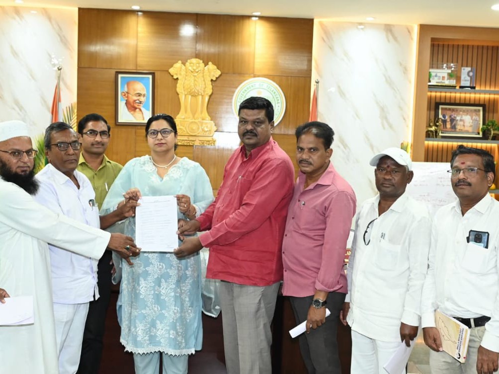 అర్హులైన జర్నలిస్టులకీ అక్రిడిటేషన్ కార్డులు మంజూరు