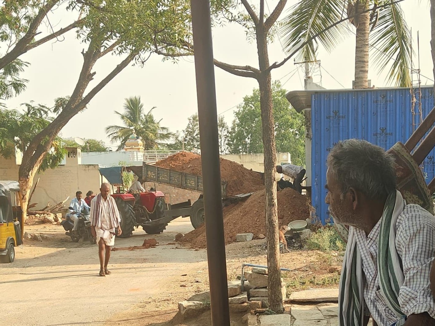 కదిరిలో చెలరేగిపోతున్న మట్టి మాఫియా