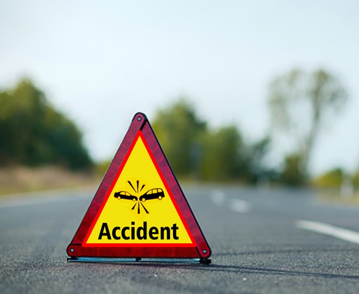 రోడ్డు ప్రమాదం.. తల్లి కుమారుడు మృతి