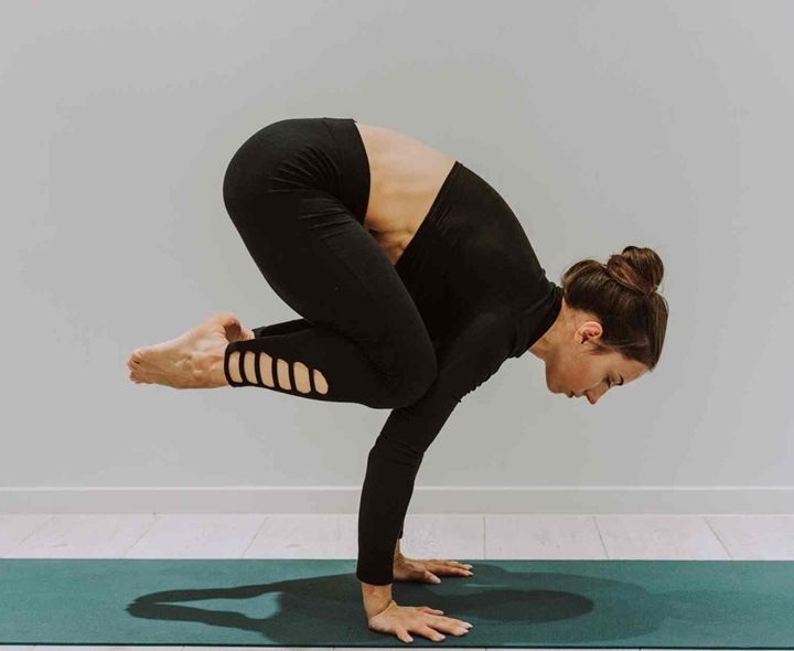 ఈ ఆసనంతో వెన్నునొప్పి మాయం