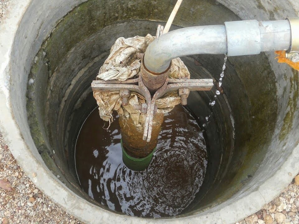 ఈ ప్రాంతాల్లో భూగర్భ జలాలను గుంజేస్తున్నారు!