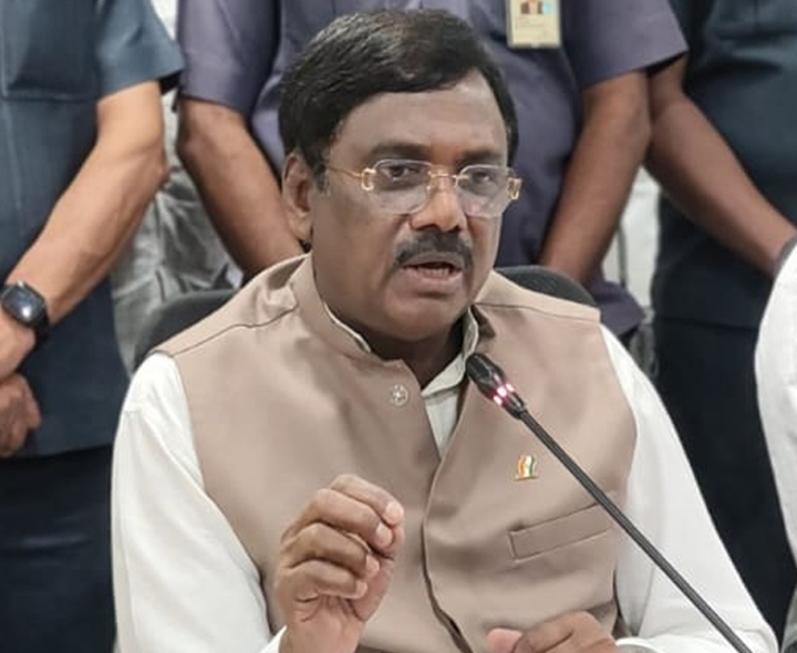 వెట్టిచాకిరి అనేది గౌరవాన్ని దెబ్బతీస్తుంది: మంత్రి