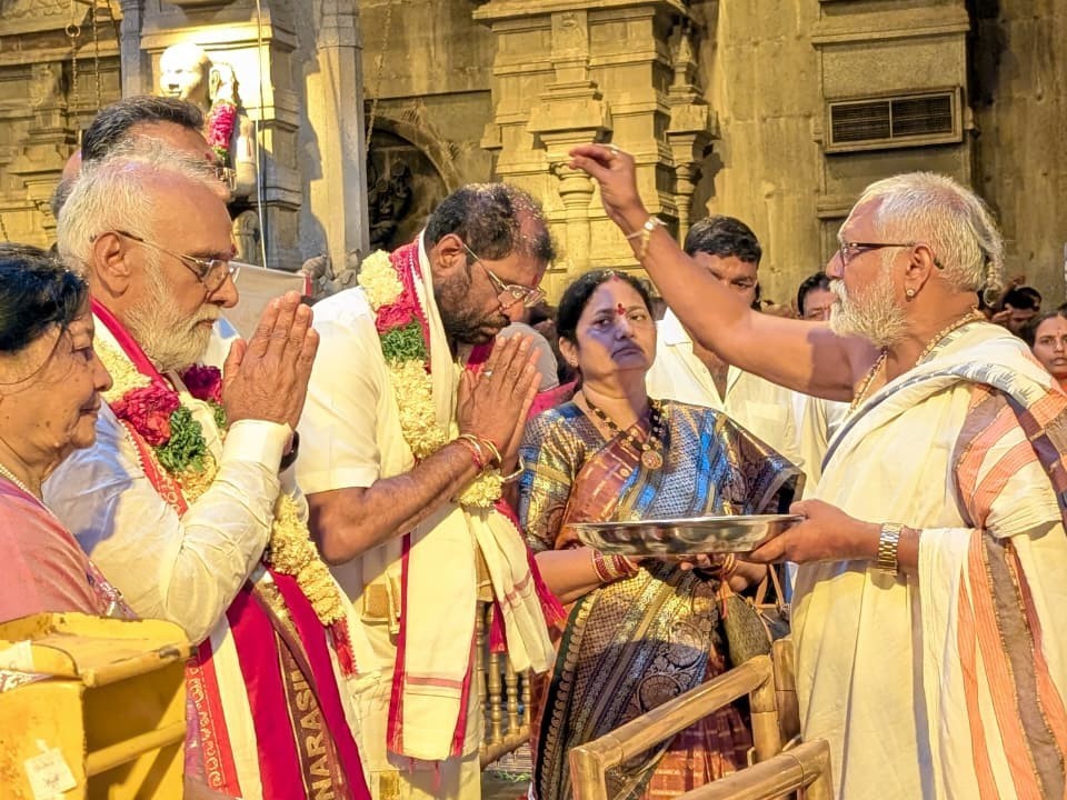 యాదాద్రిశుడిని దర్శించుకున్న రాజ్యసభ ఎంపీ