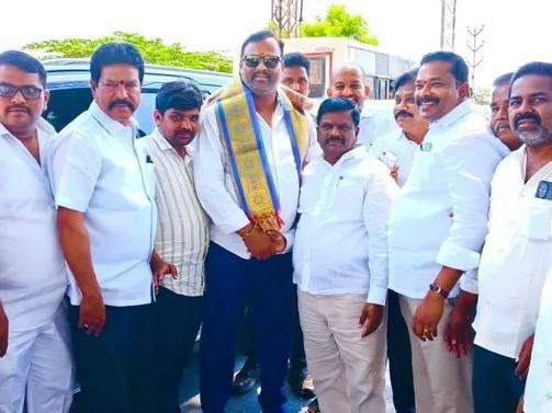 మంత్రి రాంప్రసాద్ రెడ్డికి ఘన స్వాగతం