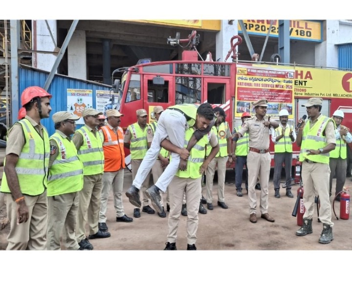 మైహోం పరిశ్రమలో అగ్నిమాపక వారోత్సవాలు..