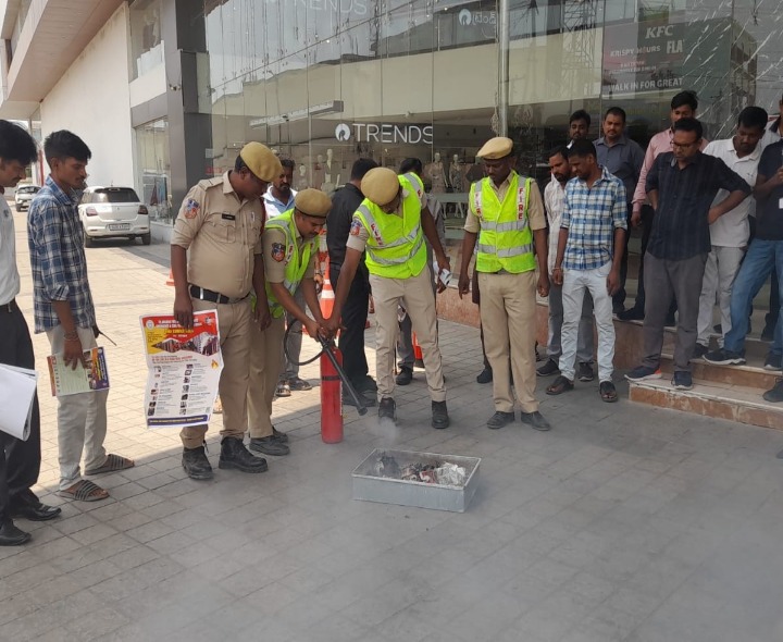 కార్మికులకు అగ్ని ప్రమాదాలపై అవగాహన