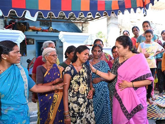 మృతుల కుటుంబాలకు అండగా ఉంటాం: ఎమ్మెల్యే