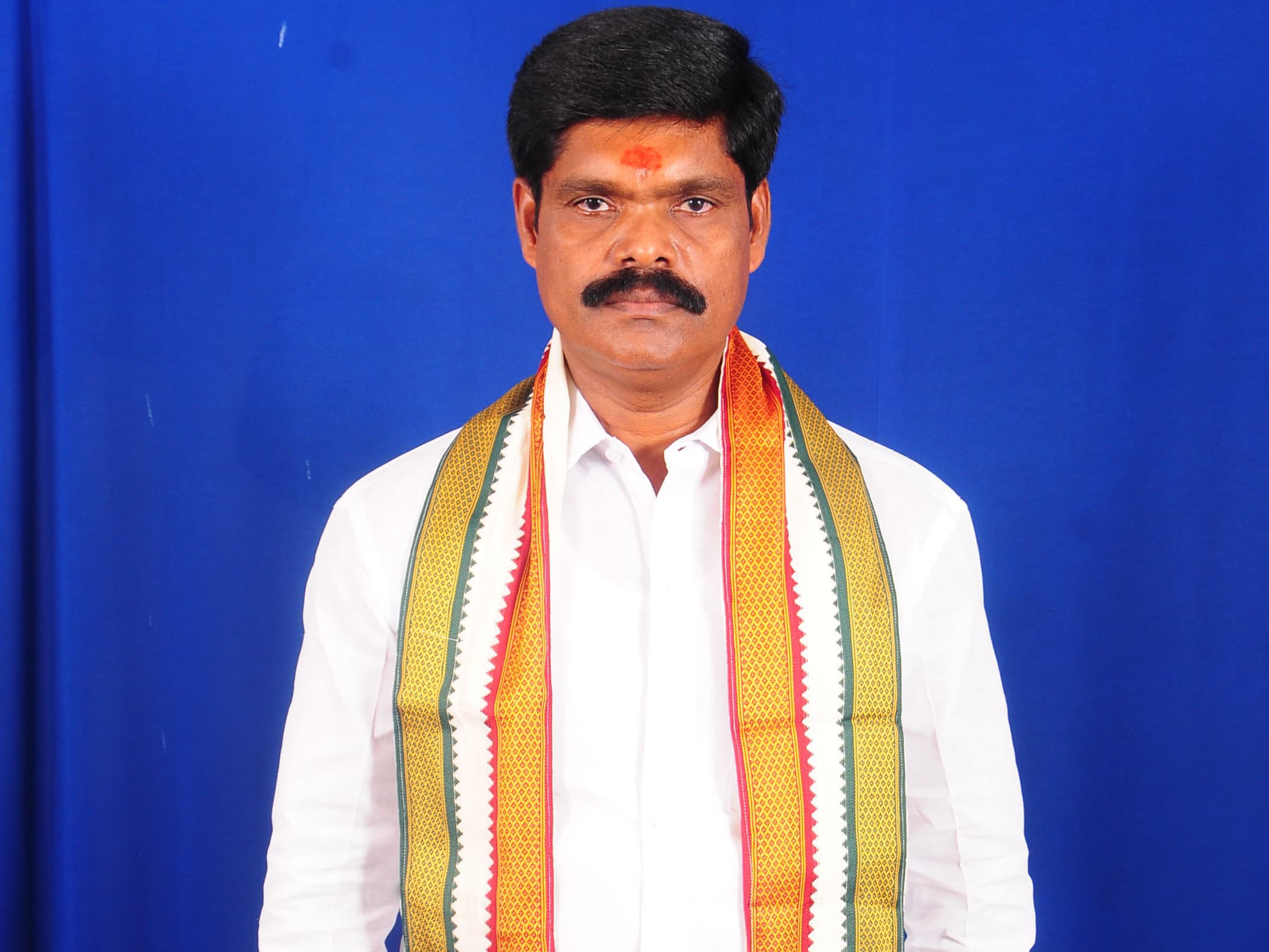 సీతక్క మీద ఆరోపణలు చేస్తే ఊరుకోం: సుధాకర్