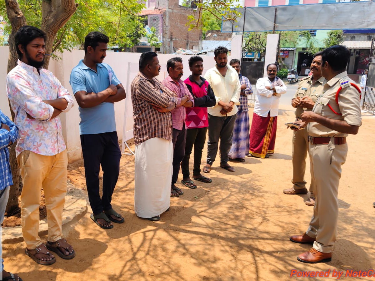 రౌడీషీటర్లకు ఎస్పీ సతీష్ కుమార్ హెచ్చరిక