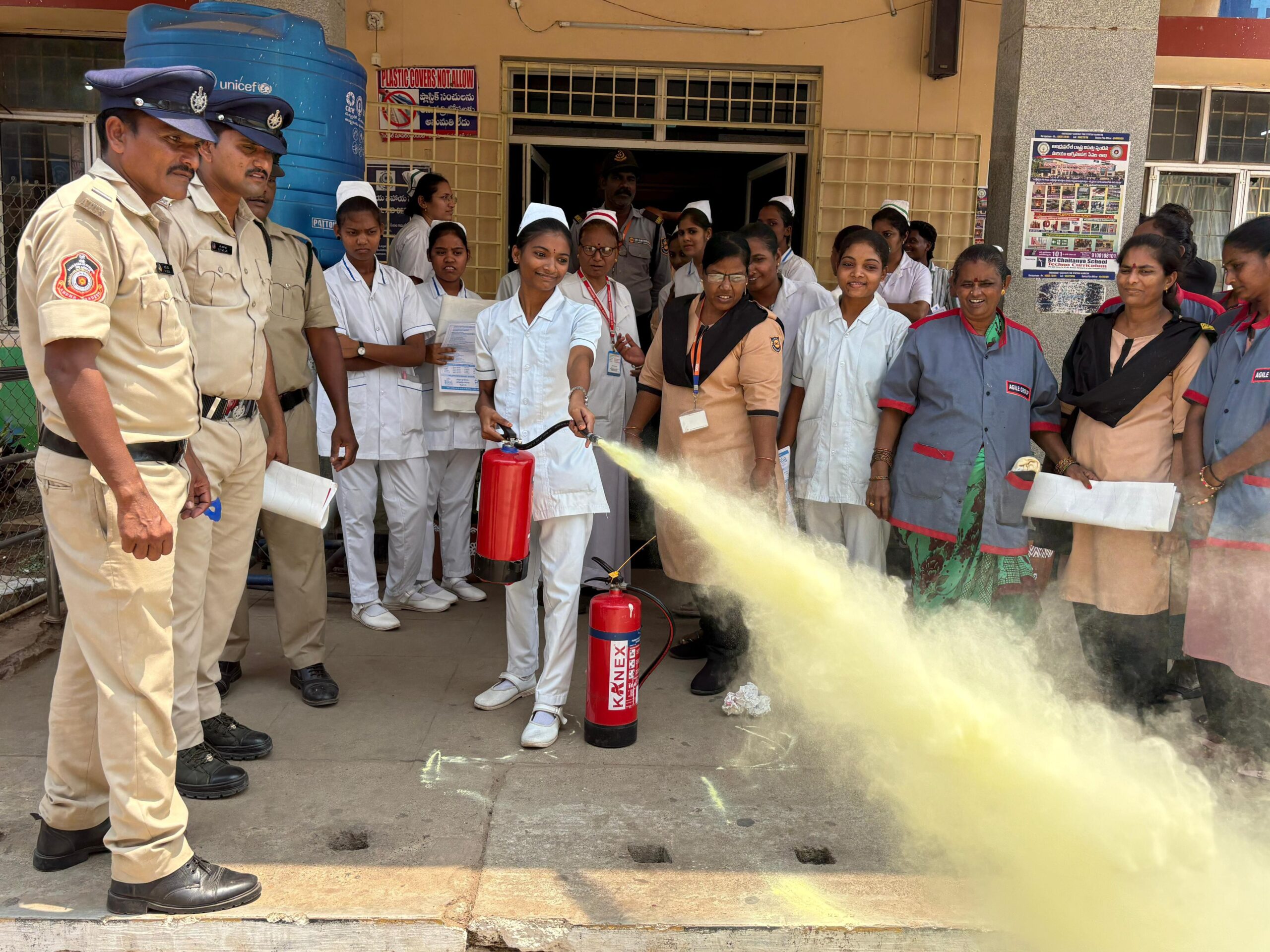 వైద్య సిబ్బందికి అగ్ని ప్రమాదాలపై అవగాహన