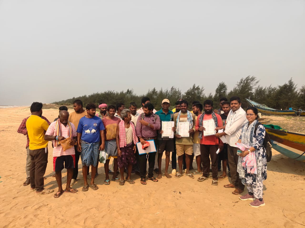 మత్యకారుల బోట్లకు రిజిస్ట్రేషన్లు