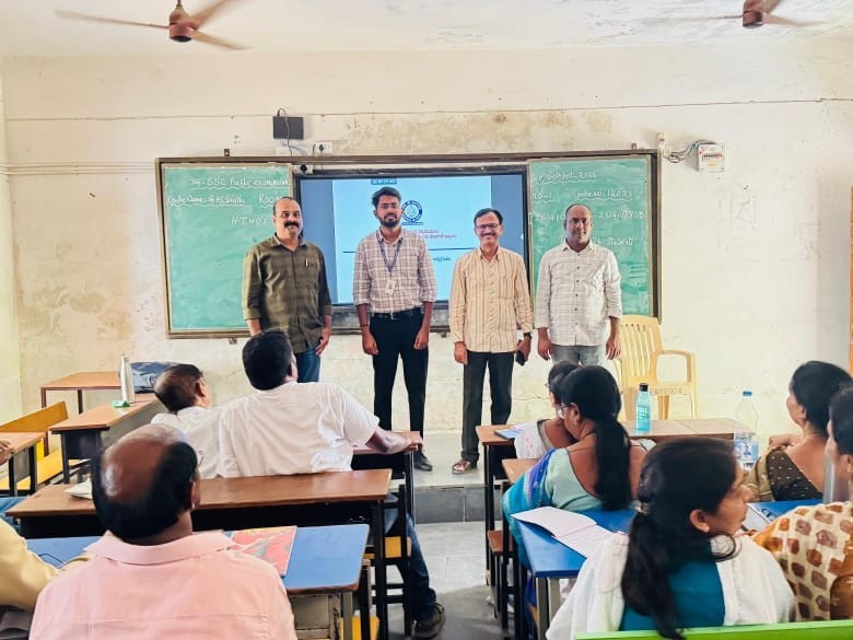 ‘ఆదేశాలకు అనుగుణంగా జనగణన చేయాలి’