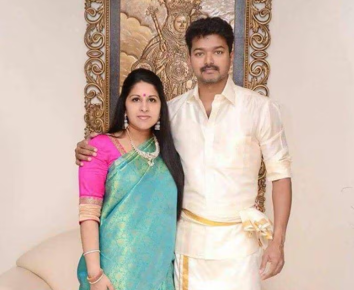 రూ.35 కోట్లకు భార్యతో విజయ్ సెటిల్మెంట్?