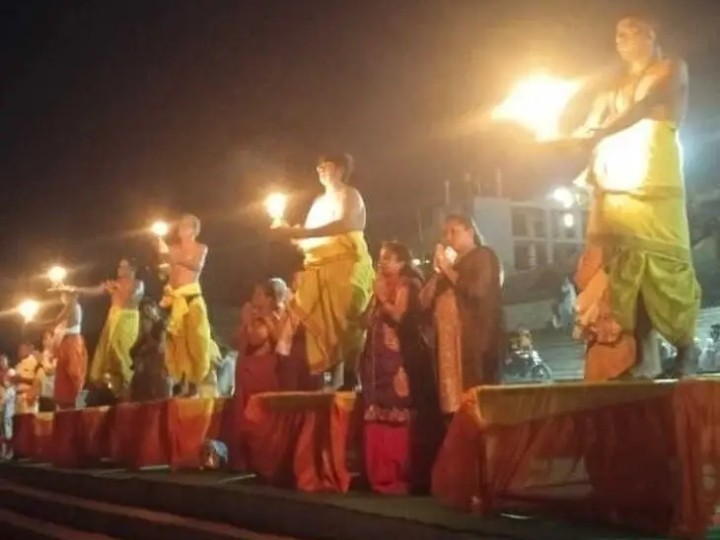 అంగరంగ వైభవంగా నది హారతి వేడుక