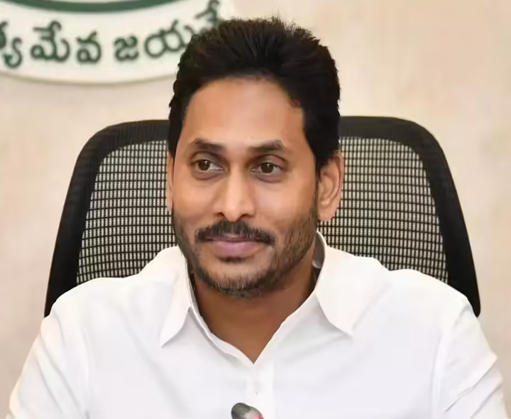 రేపు పులివెందులకు వైఎస్‌ జగన్‌