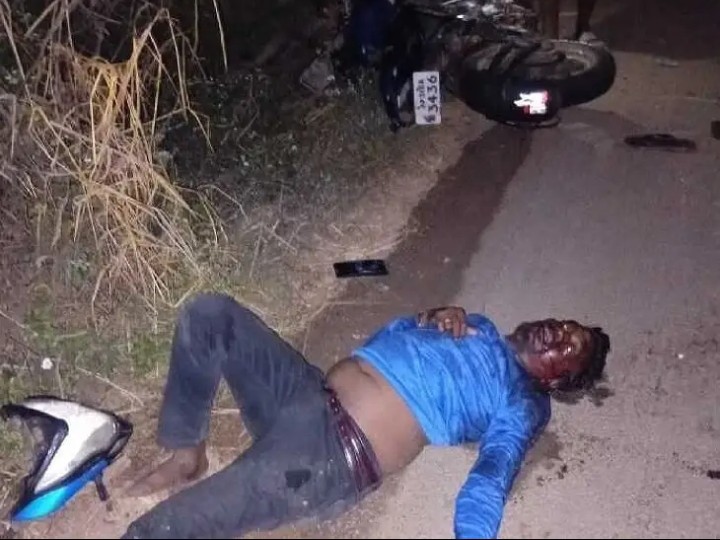 రోడ్డు ప్రమాదం.. ఓ వ్యక్తికి తీవ్ర గాయాలు