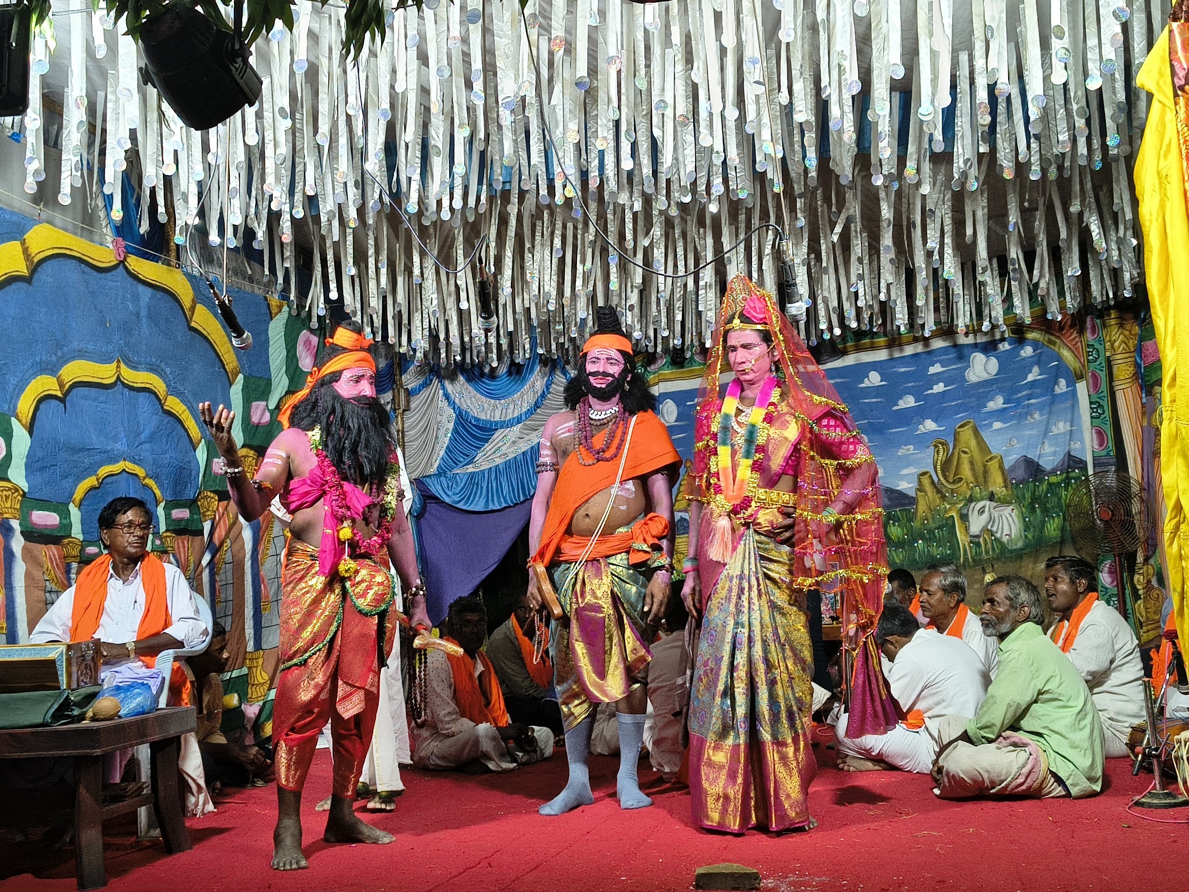 ఆకట్టుకున్న బ్రహ్మంగారి వీధి నాటకం