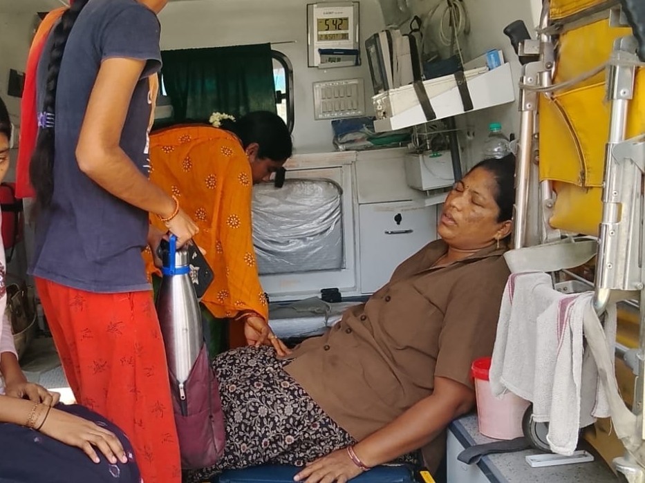 వడదెబ్బతో ఆర్టీసీ కండక్టర్ అస్వస్థత