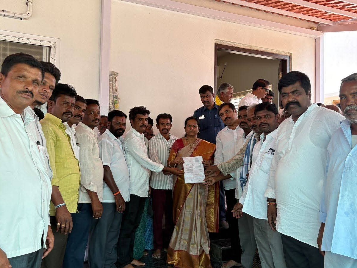 ఎత్తిపోతల పథకం మరమ్మతులకు రైతుల విజ్ఞప్తి