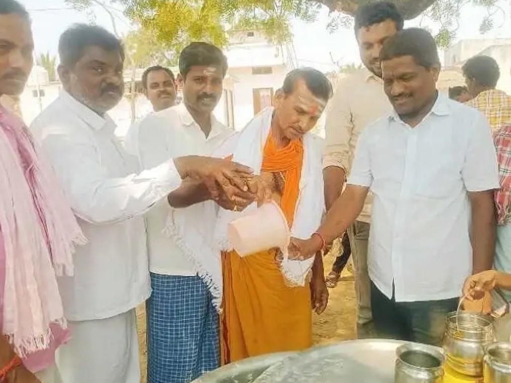 రుద్రసముద్రంలో అంబలి కేంద్రం ప్రారంభం