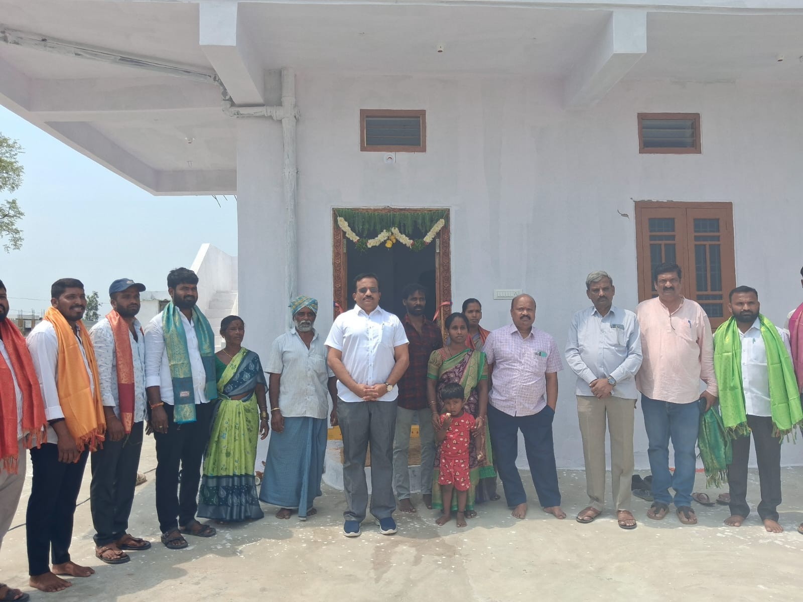 సంక్షేమ పథకాలతో జీవన ప్రమాణాలు మెరుగు: RDO