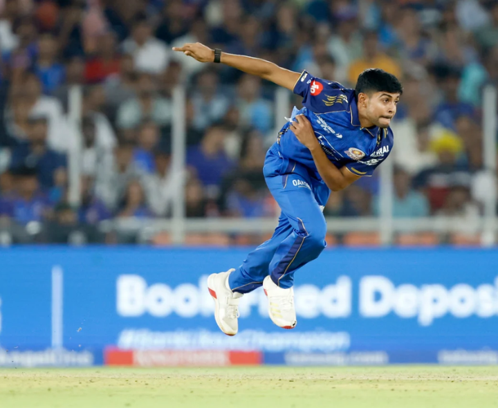 GT vs MI: పీకల్లోతు కష్టాల్లో గుజరాత్