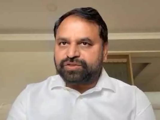 ‘తన రాజకీయ స్వార్థం కోసమే కేసీఆర్ బయటకు వస్తున్నారు’