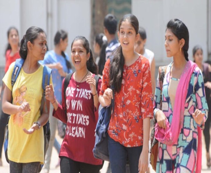 BC గురుకులాల్లో ఇంటర్ అడ్మిషన్లు