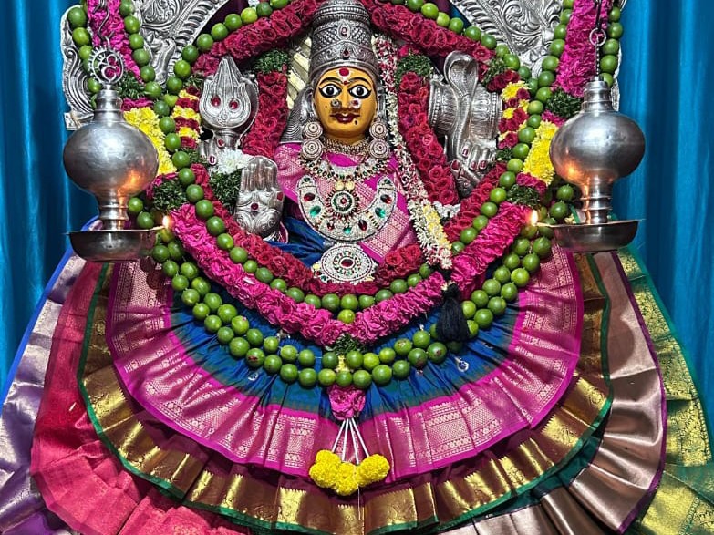 జమ్మిచేడు అమ్మ విశేష రూపం