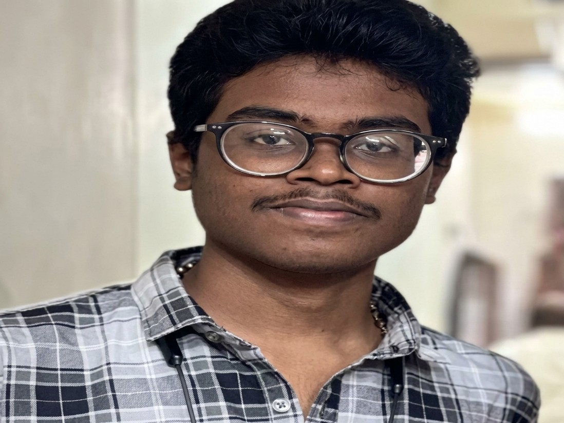 వీరఘట్టం నుంచి జేఈఈ టాపర్